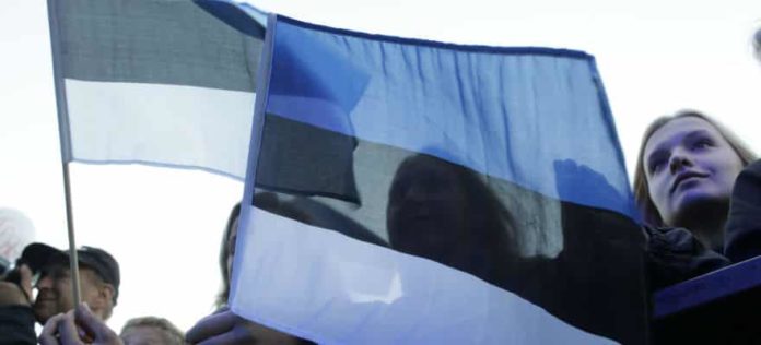 Estonian-flag.jpg
