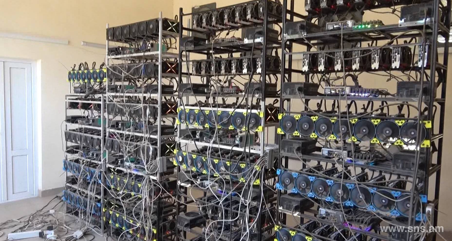 cryptocurrency mining rig setup