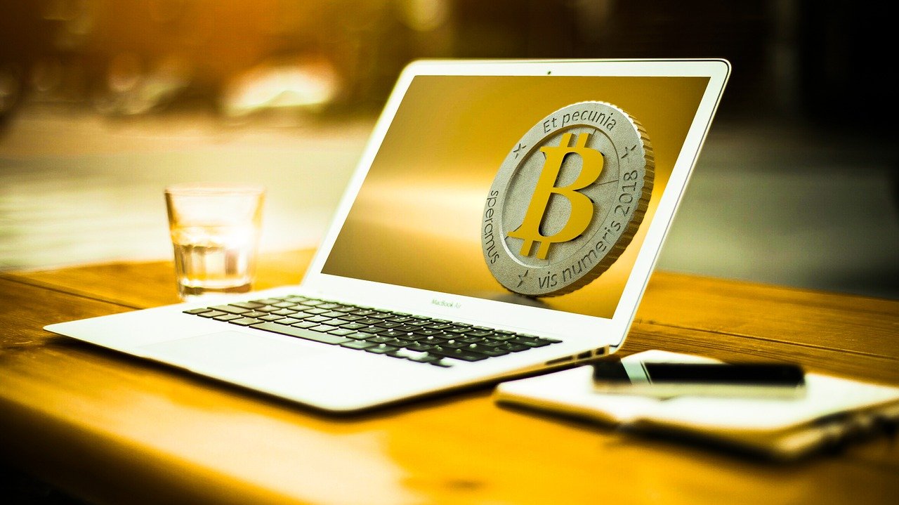 Benefits of paying with bitcoin in international trade the bitcoin news